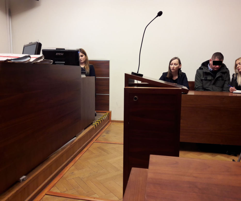 Niemiecki policjant umawiał się na Dolnym Śląsku na seks z 13-latką