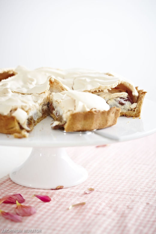 Tarta z bezą: PRZEPIS na pyszną tartę bezową