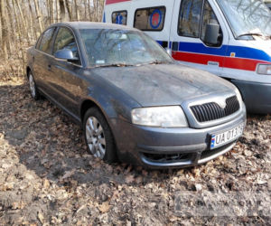 Nowe przetargi Agencji Mienia Wojskowego. Do zgarnięcia Honker, autobus, a nawet karetka!
