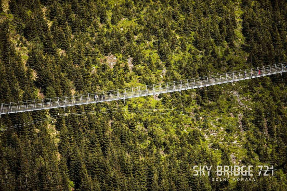 Sky Bridge 721 budowano 2 lata