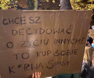 Strajk kobiet. Które hasło najlepsze? 