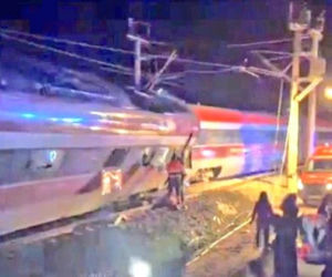 Tragedia na kolei. Pociągi wypadły z torów, nie żyją co najmniej 2 osoby