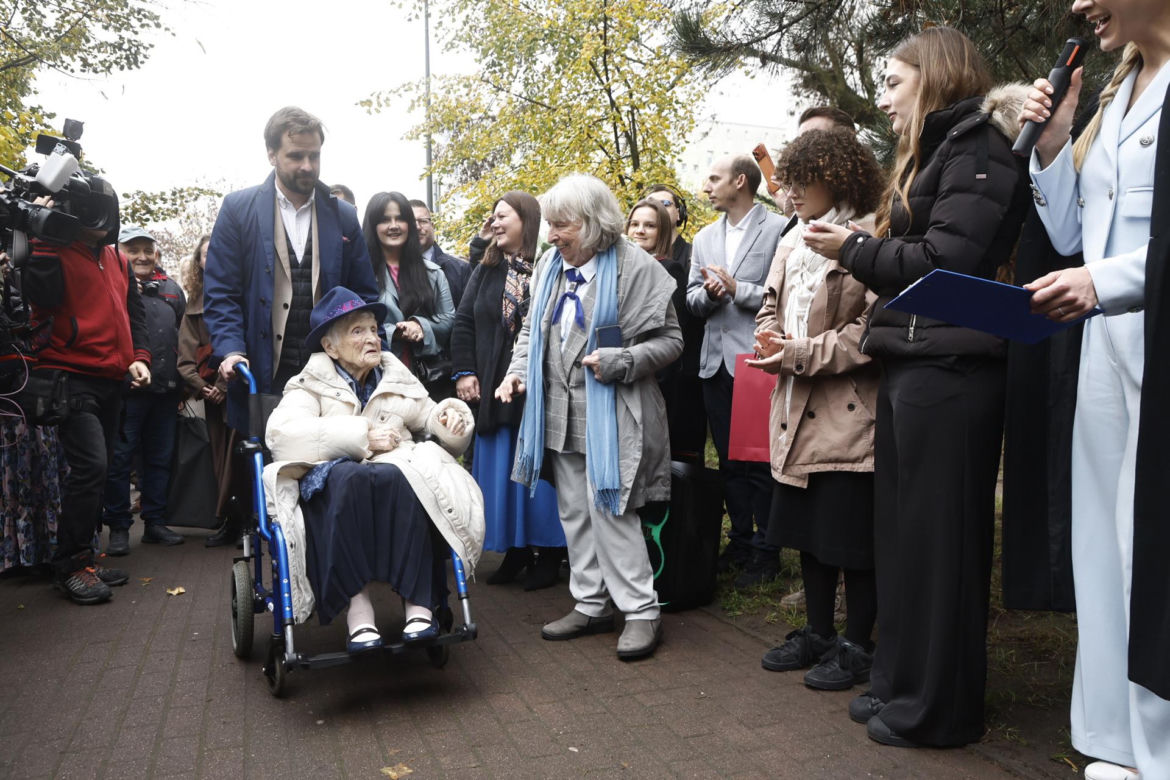 Setne urodziny Haliny Rogozińskiej ps. Mała i Niebieska i niezwykłe prezenty!