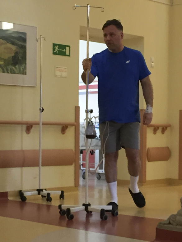 Lekarze wycięli mu jelito, a PiS wyciął go z listy
