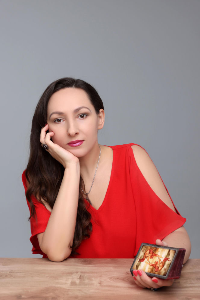 Tarocistka Eva Ariah o przyszłości gwiazd