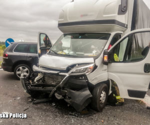 Lubuskie. Dron nagrał przerażający wypadek! Audi i bus zderzyły się na DK nr 32 [WIDEO, ZDJĘCIA]