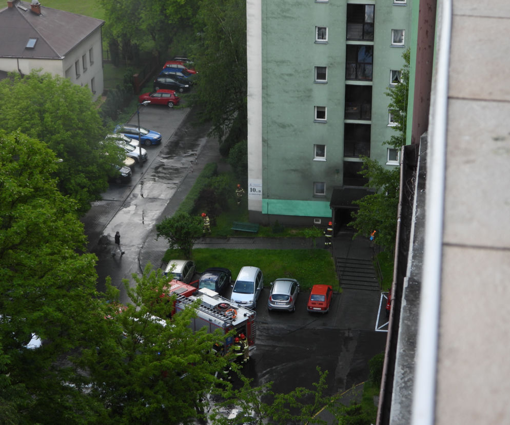 Pożar w bloku w krakowskim Podgórzu