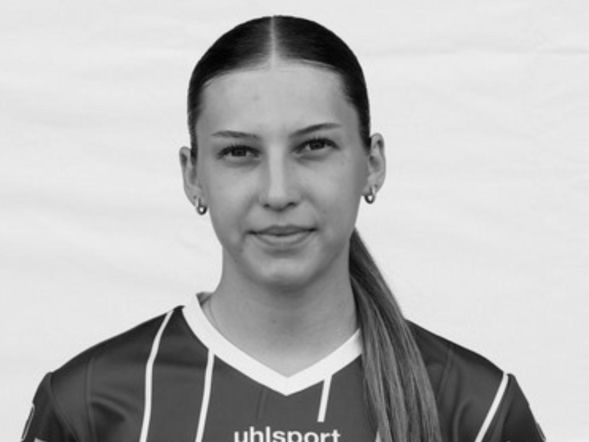 20-letnia piłkarka zginęła w tragicznym wypadku. Jej auto wbiło się w ciężarówkę