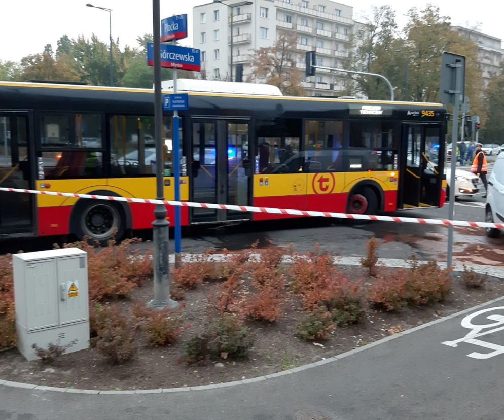 Panika w autobusie. Jedna osoba zabrana do szpitala