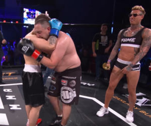 Stifler jako ring girl na FAME MMA 1