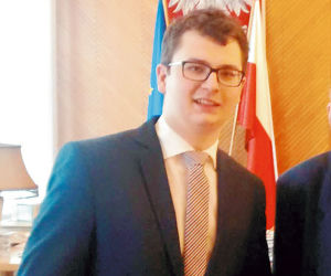 Dzieciak z PSL-u znalazł fuchę u premiera