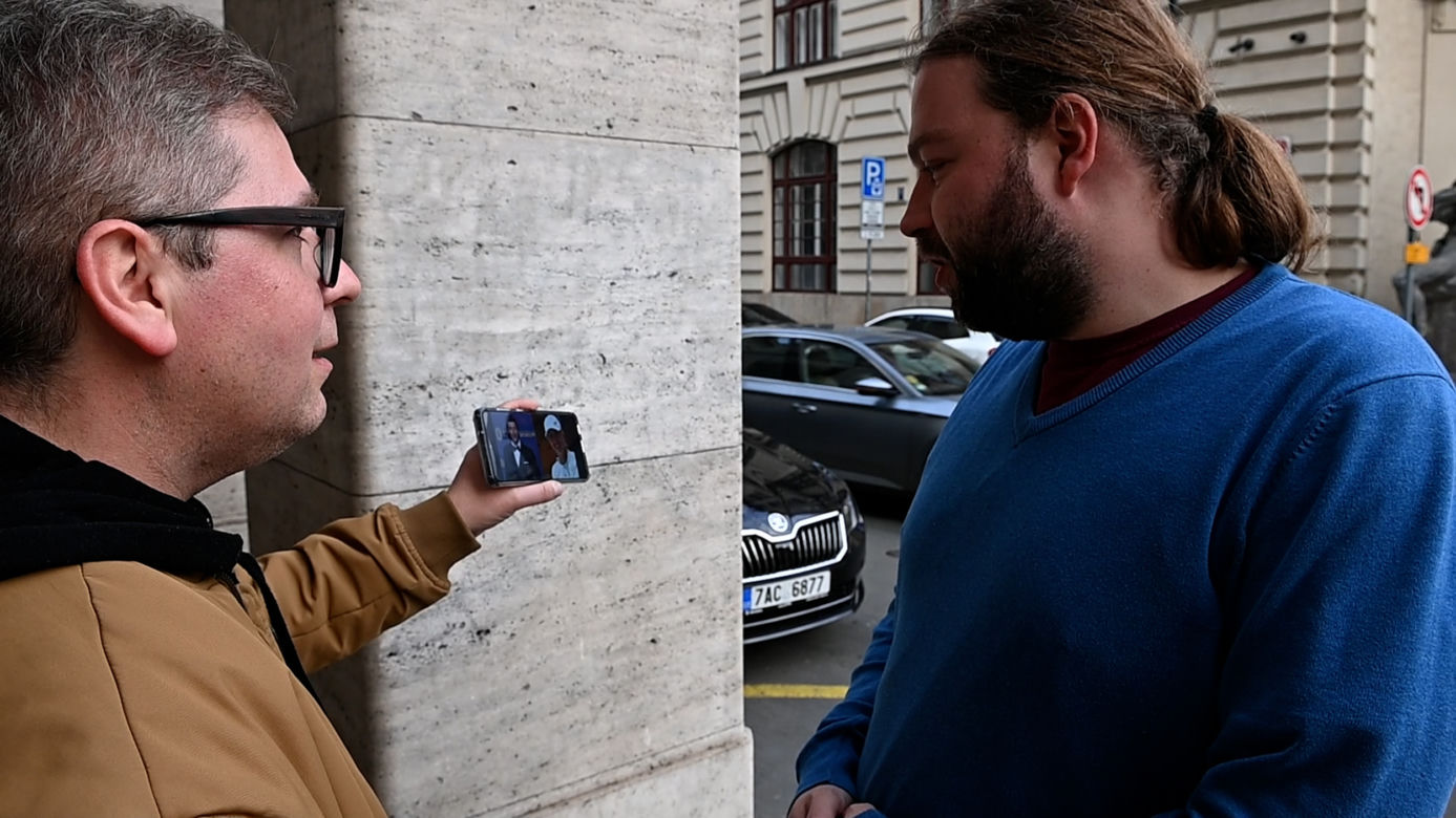 Lewandowski czy Świątek? Wyjątkowa sonda na ulicach Pragi