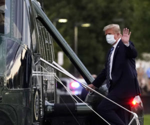 Donald Trump po wyjściu ze szpitala: Nie bójcie się wirusa!