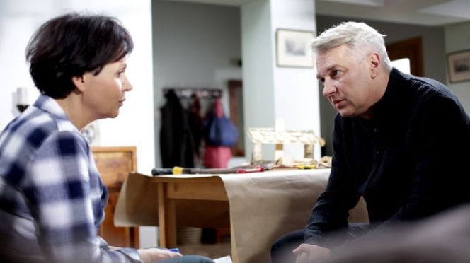 M jak miłość odcinek 1228. Marysia (Małgorzata Pieńkowska), Robert Bilski (Zbigniew Stryj)
