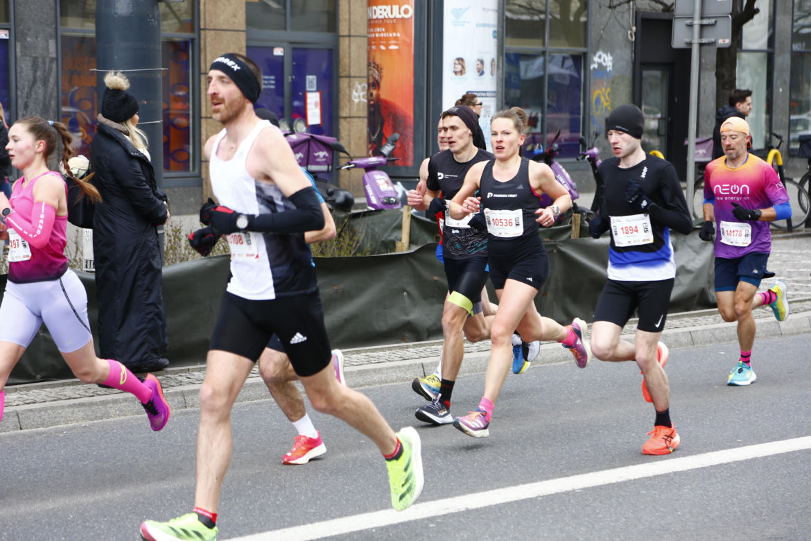 Półmaraton Warszawski 2024 - ZDJĘCIA uczestników [część 1]