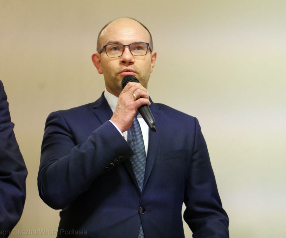 Artur Kosicki rezygnuje z funkcji marszałka województwa podlaskiego. Maciej Żywno: To jest istna miazga polityczna [AUDIO]