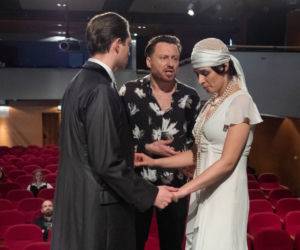 Na Wspólnej odc. 3273. reżyser Halicki (Adam Szczyszczaj), aktorka (Sylwia Gola), aktor (Michał Sacharczuk)