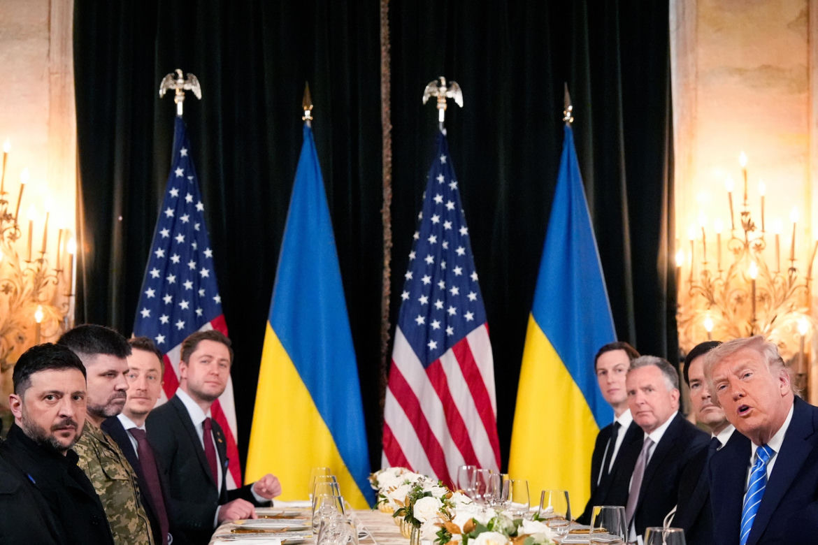 Trump wyrzucił dziennikarzy z sali. „Zabierz ich i daj im obiad!”