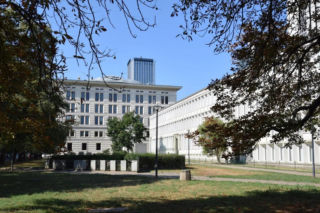 Ten charakterystyczny budynek w centrum Warszawy właśnie trafił do rejestru zabytków 