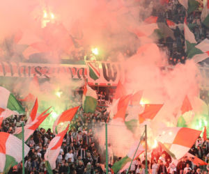 Legia - Zagłębie: Żona, brat i dzieci Jacka Magiery dziękują kibicom