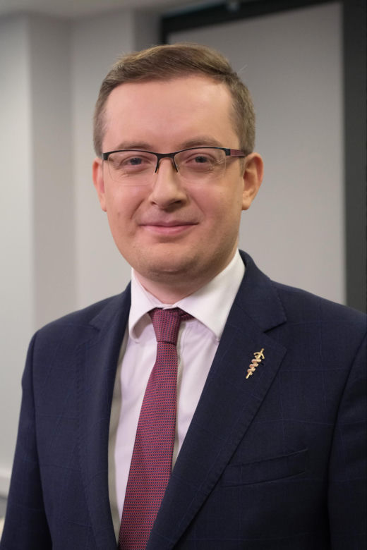 Emerycie! Oto posłowie, którzy nie chcieli dać Ci 14. emerytury