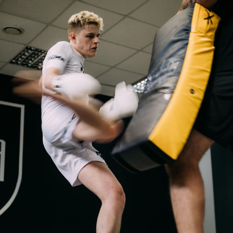 FAME MMA 13