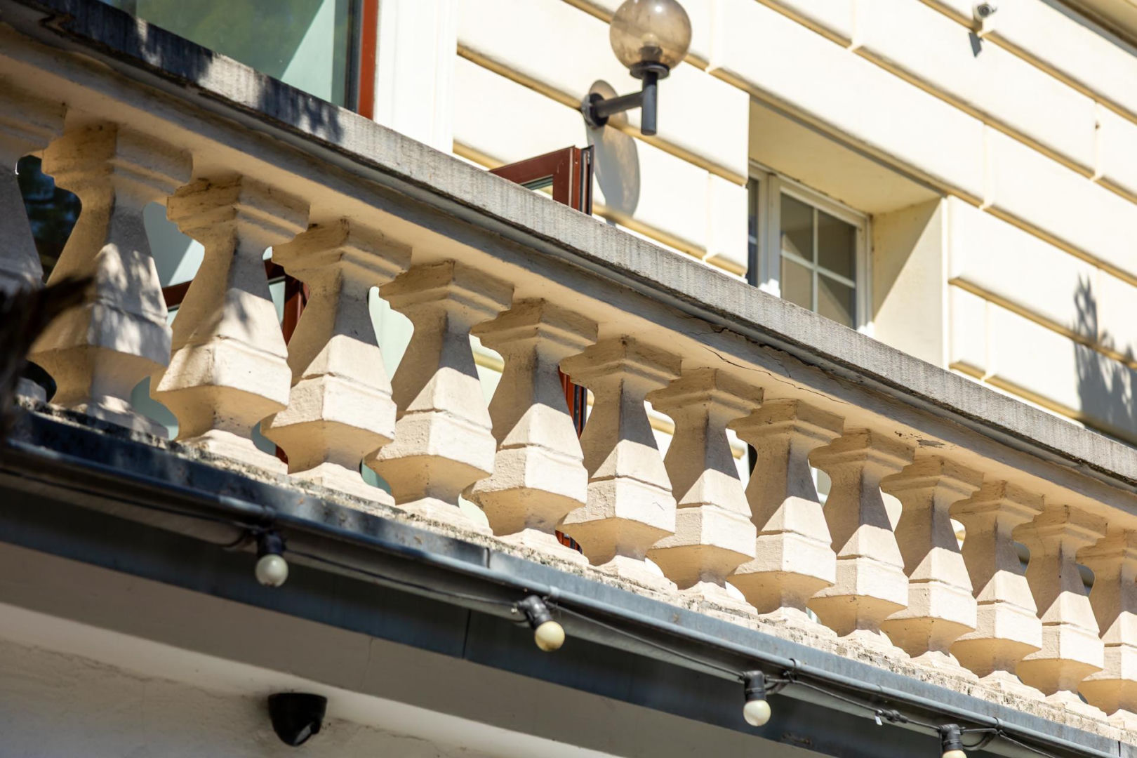 Foksal 10 w Warszawie