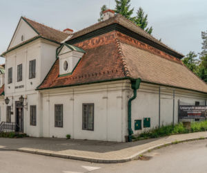 To jedno z najpiękniejszych miast w woj. małopolskim. Mikołaj Rej ukończył w nim swoje słynne dzieło