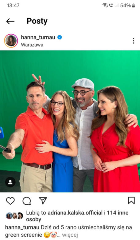 M jak miłość nowa czołówka 2024. Anita (Melania Grzesiewicz), Kamil (Marcin Bosak), Sylwia (Hanna Turnau), Adam Werner (Jacek Kopczyński)