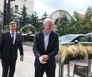 Cezary Kulesza wita Gianniego Infantino