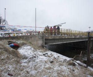 Wypadek w Jeleniej Górze, potrącenie dwóch nastolatek