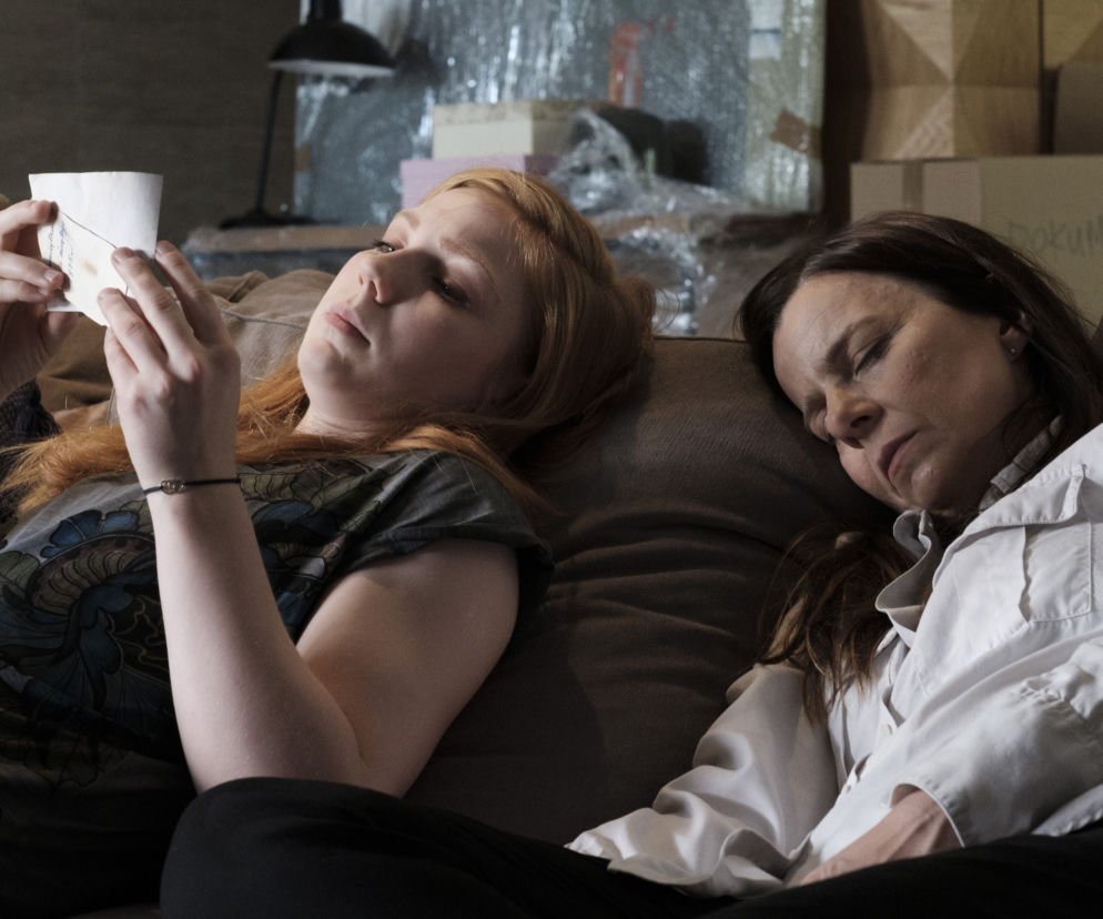 Pułapka sezon 2 odcinek 2: Olga (Agata Kulesza), Ewa (Marianna Kowalewska)