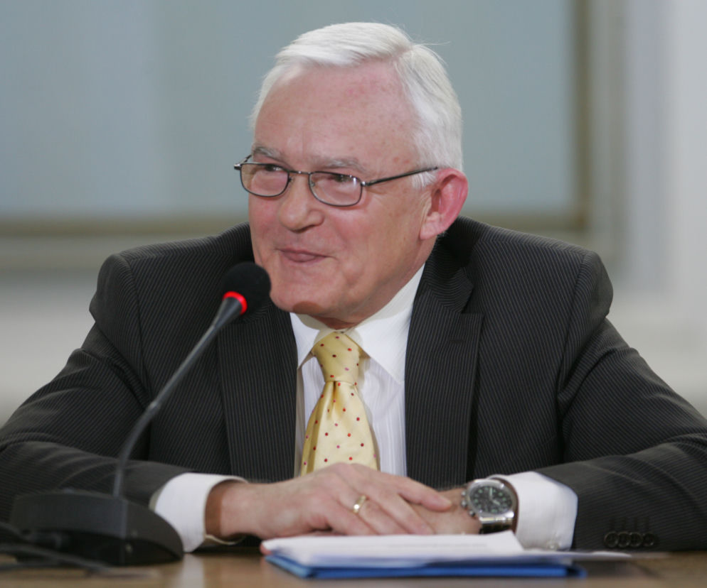 Leszek Miller przed komisją hazardową