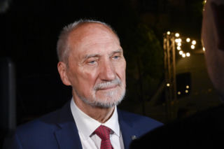 Akt oskarżenia przeciwko Antoniemu Macierewiczowi. Sprawa trafiła do sądu