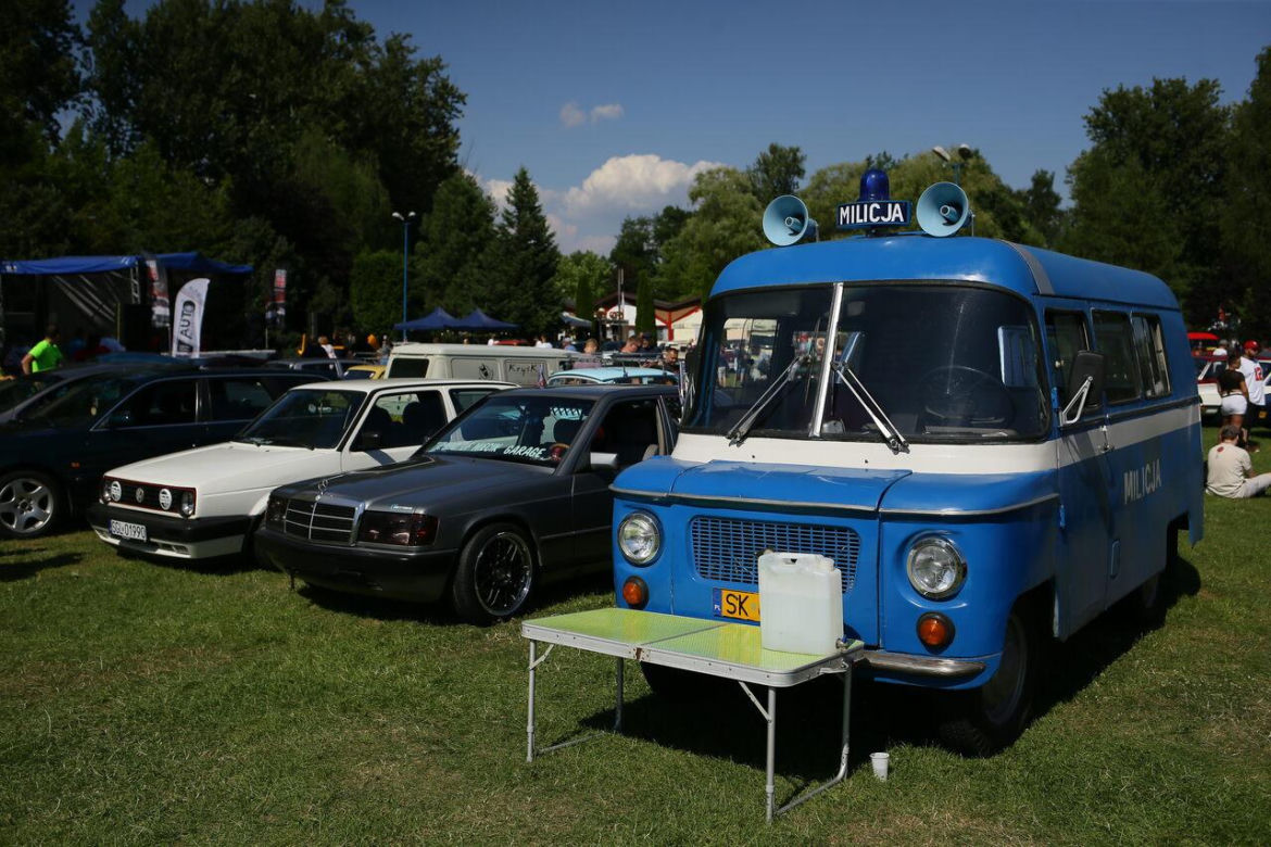 Klasyk Fest 2024. Samochody klasyczne, zabytkowe i motocykle w mysłowickim Parku Słupna