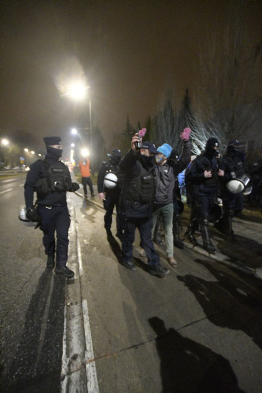 Protest pod domem Kaczyńskiego