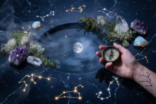 Horoskop dzienny na 11 lutego - Ten dzień przyniesie odpowiedzi, jeśli wsłuchasz się w Siebie