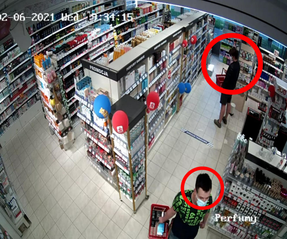 Toruńska Policja poszukuje dwóch złodziei perfumów