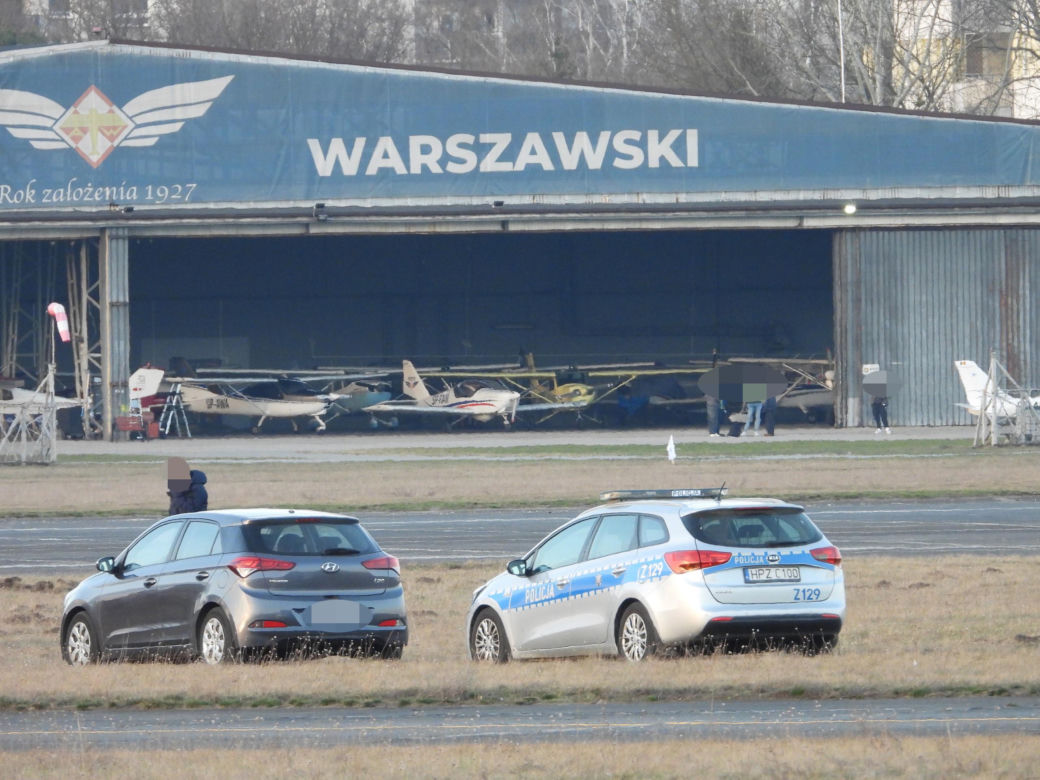 Samolot zarył w ziemię! Niebezpieczny incydent na warszawskim lotnisku