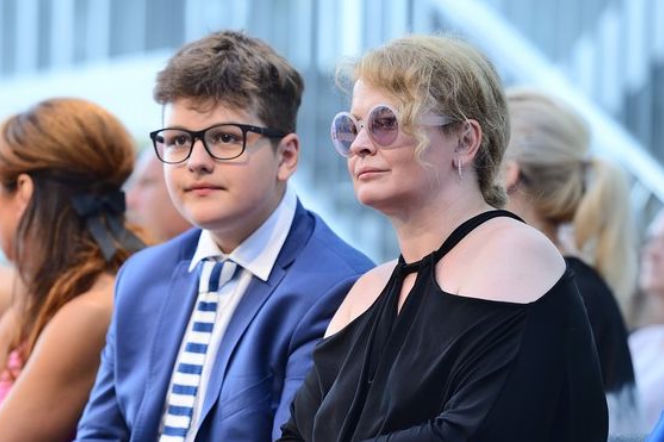 Dominika Ostałowska i jej syn Hubert Zduniak