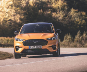 Ford Mustang Mach-E GT (Cyber Orange)