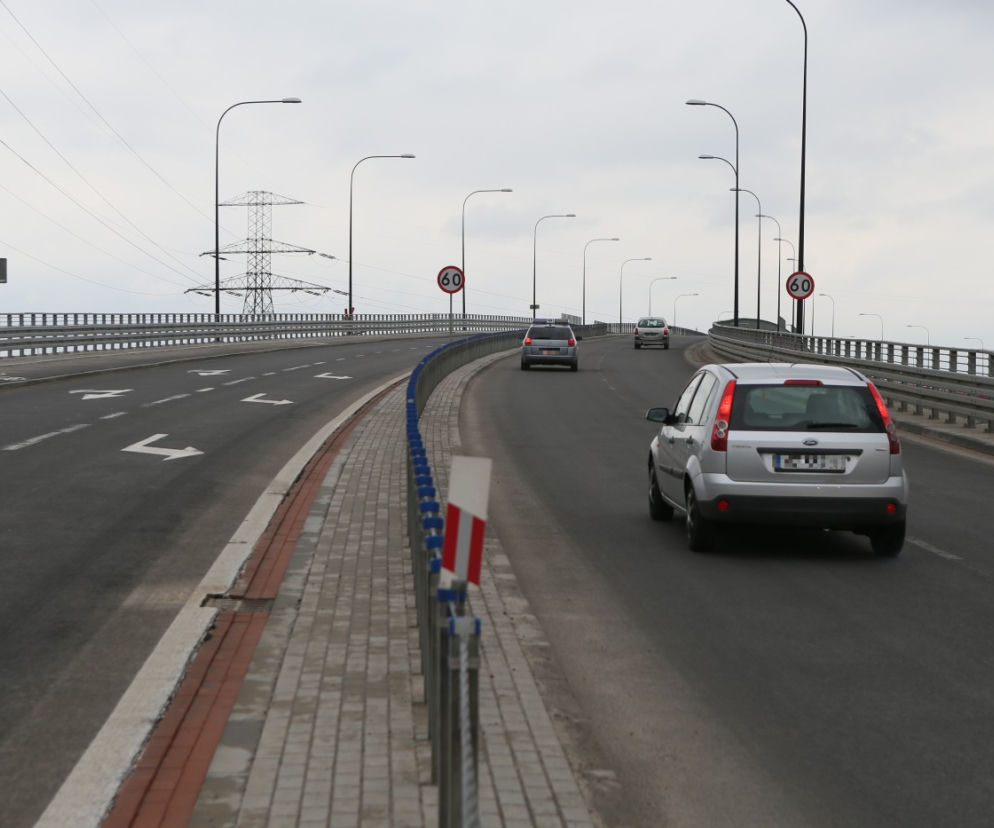 Ulica droga autostrada samochody