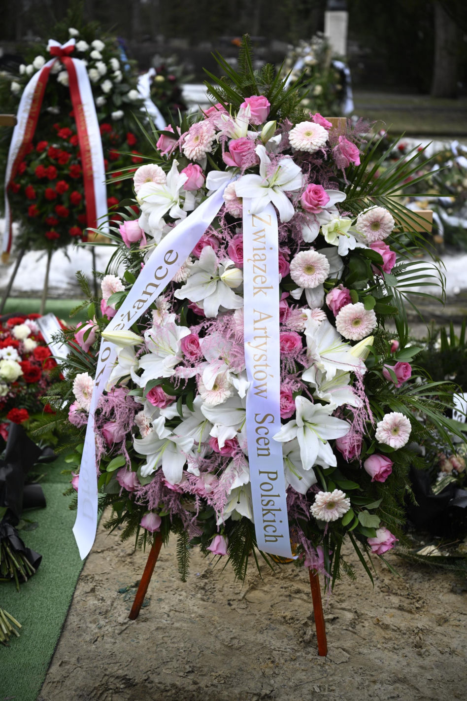 Bożena Dykiel spoczęła na Powązkach Wojskowych