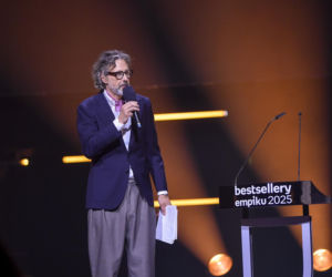 Szymon Majewski na gali Bestsellery Empiku 2025