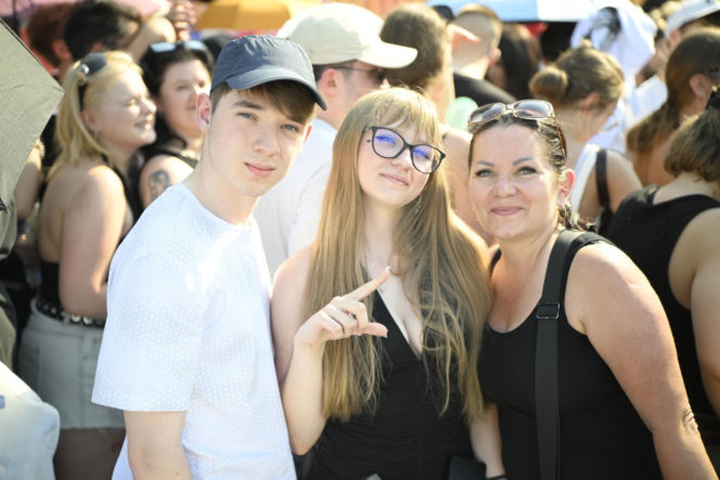 Drugi koncert The Weeknd w Warszawie. Najwierniejsi fani nie przestraszyli się morderczego upału. Znajdź się na zdjęciach