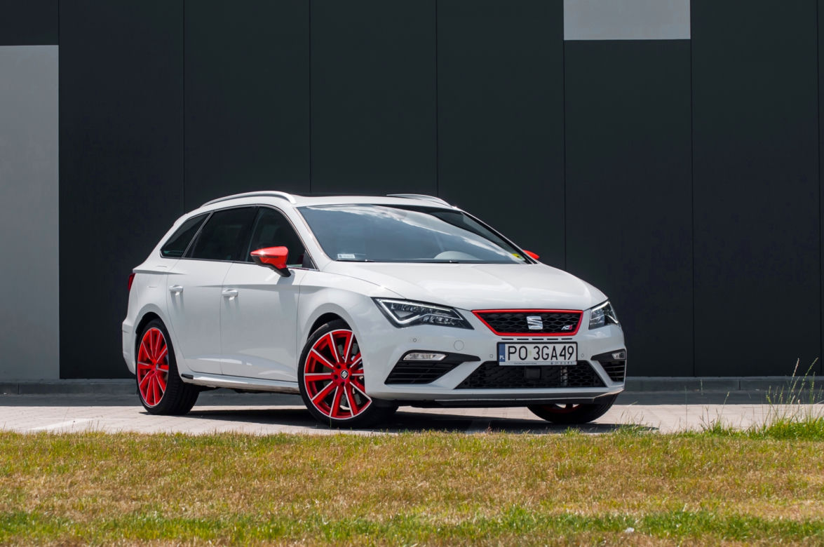 Seat Leon ST Cupra 2.0 TSI 300 KM DSG6 4Drive 