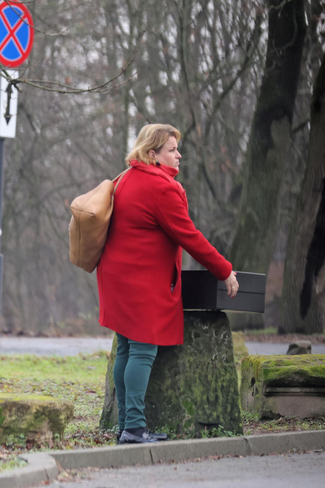 Katarzyna Bosacka w parku