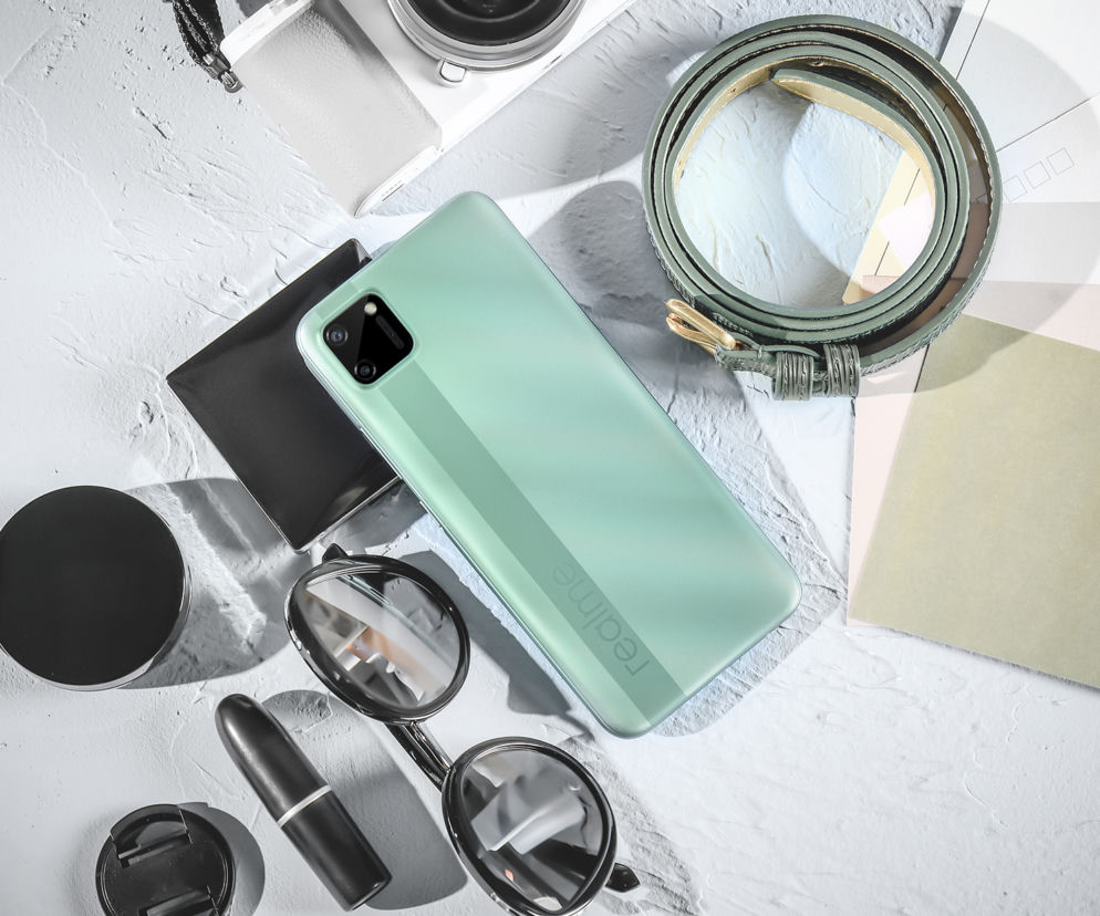 realme C11