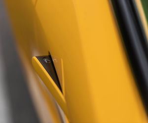 Lexus LC 500 Yellow Edition 5.0 V8