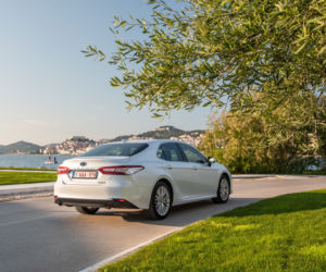 Toyota Camry 2.5 Hybrid Dynamic Force 218 KM e-CVT Executive